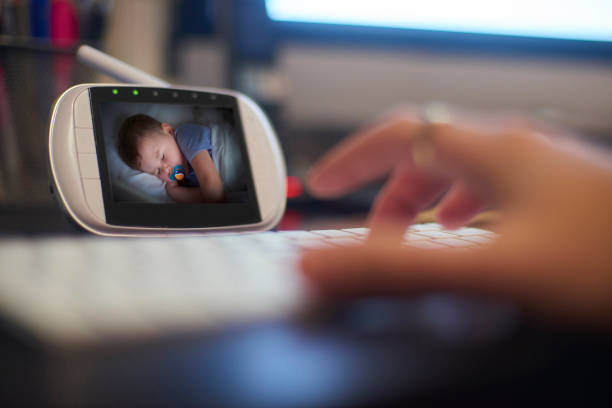 How to Choose a Baby Monitor for Safety?