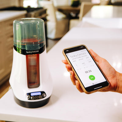 Baby Brezza Smart Baby Bottle Warmer, Breastmilk Warmer + Defroster – Free App - Different Temperatures for Breastmilk + Formula - Universal Fit for All Bottles + Milk Bags - Calentador de Biberones